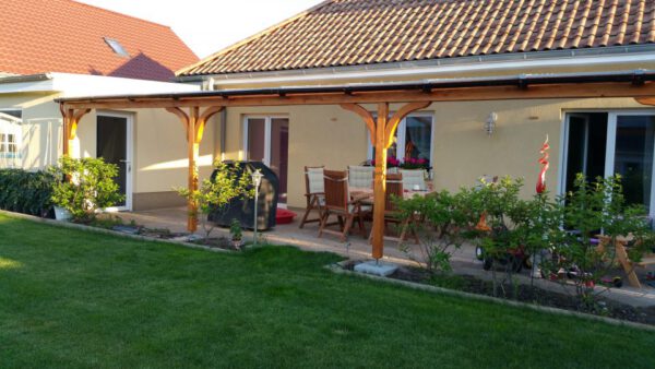 Kundenprojekt grosse Terassenüberdachung bei Leimholzbogen.de